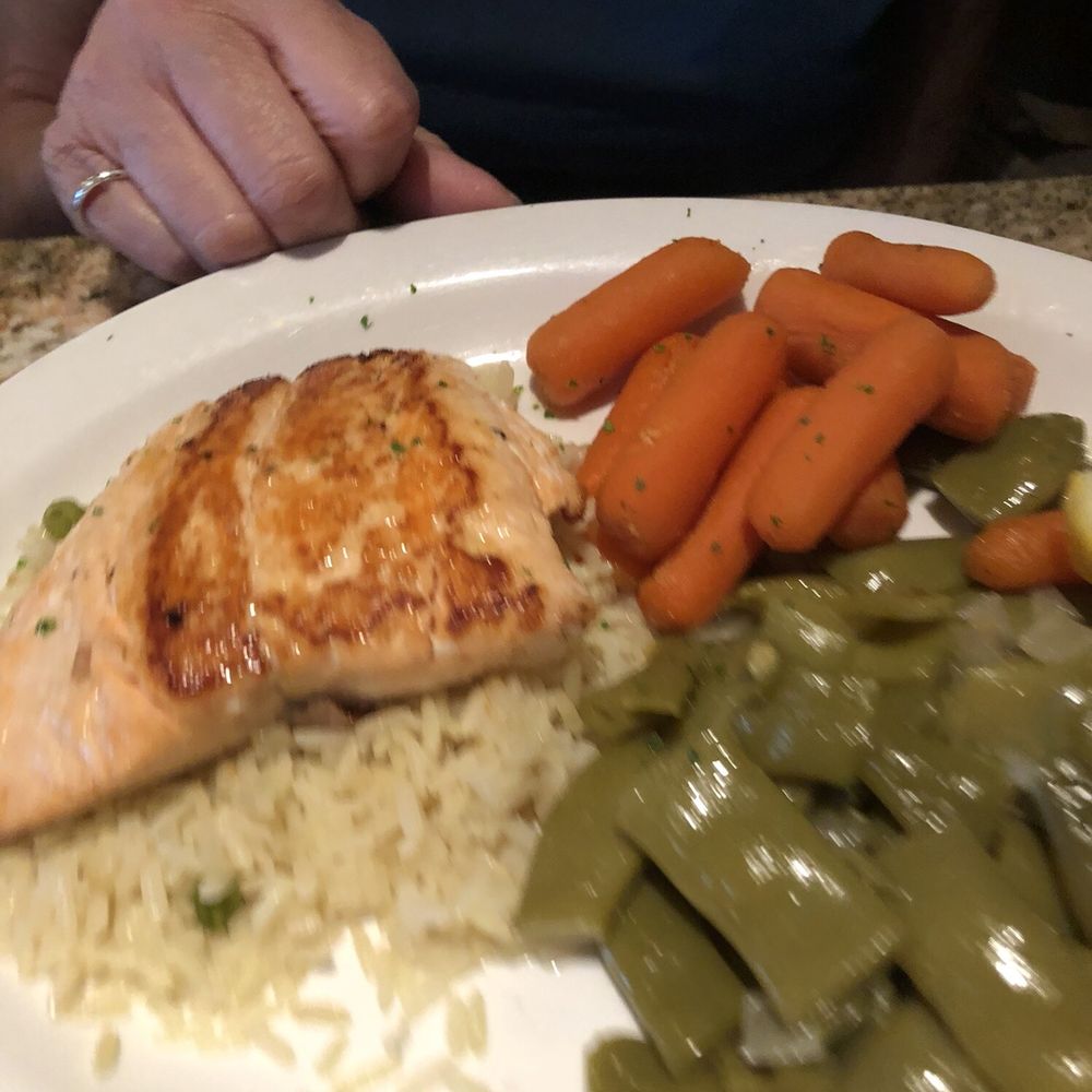 Cheddar's Scratch Kitchen - American Near Me - Webster, Texas