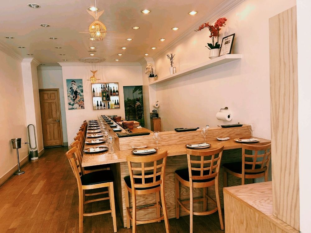 omakase room by maaser