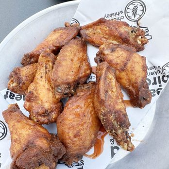 Neat Bird - 9 piece house hot wing order - Chicken Shop Near Me - Chesapeake, Virginia