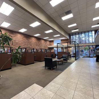 Chase Bank - Banks & Credit Unions Near Me - Los Altos, California
