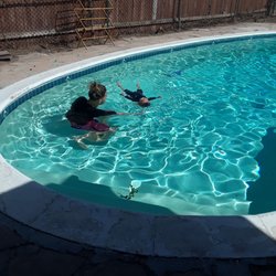 Fin2swim - Shes floating!!