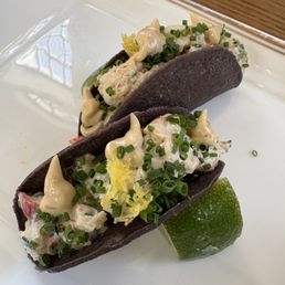 Lobster tiny tacos
