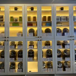 Lookout Joe - Wall of fresh ground coffee