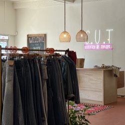 C.U.T. Market