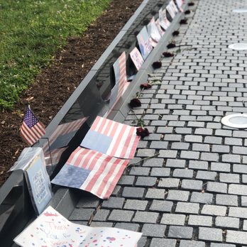 Vietnam Veterans Memorial - Cards, and thank you's posted by the Wall - Landmarks & Historical Buildings Near Me - Washington, DC, District of Columbia Vietnam Veterans Memorial - Cards, and thank you's posted by the Wall - Landmarks & Historical Buildings Near Me - Washington, DC, District of Columbia