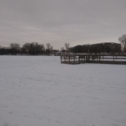 Fishing pier