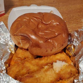 Windy City Pizza - Got this sorry excuse for a sandwich instead - Pizza Near Me - Weymouth, Massachusetts