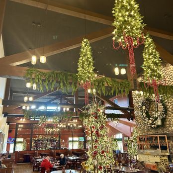 Fair Oaks Farms - Restaurant interior - Attraction Farms Near Me - Fair Oaks, Indiana