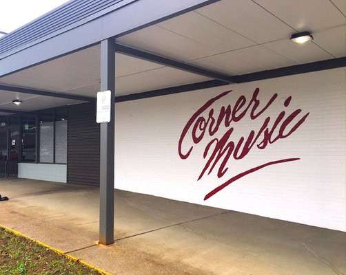 Corner Music by null