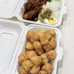 Popcorn Tofu & Braised Pork Trotter with Abalone Sauce