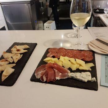 Wine Down SF - Wine Bars Near Me - San Francisco, California Wine Down SF - Wine Bars Near Me - San Francisco, California