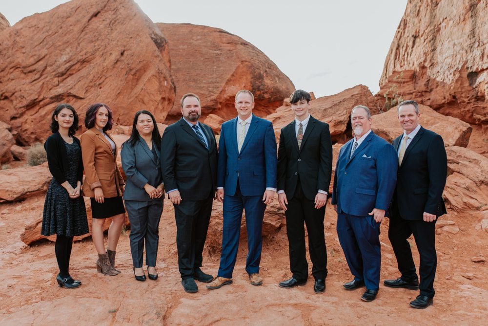 HEARTLIGHT FUNERAL SERVICES Updated June 2024 2002 N Main St, Cedar