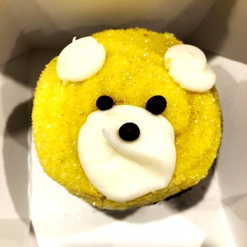 Dots Cafe - Regular Cupcake - $3.25 - Cafes Near Me - Pasadena, California