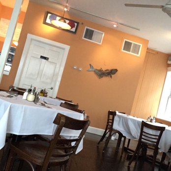 Claw & Hammer - Seafood Near Me - Newport, Rhode Island
