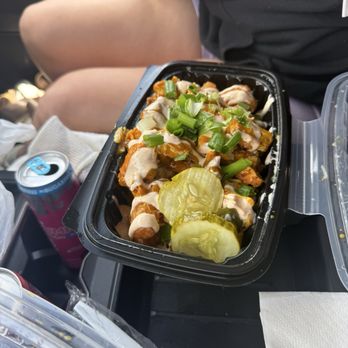 Tater Headz - Honey Gold Fried Chicken Tots - Food Trucks Near Me - Clarksville, Tennessee Tater Headz - Honey Gold Fried Chicken Tots - Food Trucks Near Me - Clarksville, Tennessee