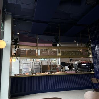 Sweet Talk - Interior - Coffee & Tea Near Me - Port Moody, British Columbia Sweet Talk - Interior - Coffee & Tea Near Me - Port Moody, British Columbia