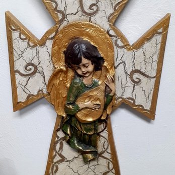 Krystals Corner - Hand carved wood cross - Antiques Near Me - Moriarty, New Mexico