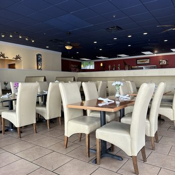 Tida Thai - Seating - Thai Near Me - Newport News, Virginia Tida Thai - Seating - Thai Near Me - Newport News, Virginia