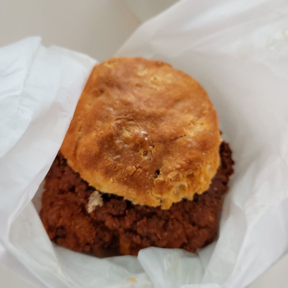 Seattle Biscuit Company - Fried chicken, drizzled with honey on the world-famous biscuit - Food Trucks Near Me - Seattle, Washington Seattle Biscuit Company - Fried chicken, drizzled with honey on the world-famous biscuit - Food Trucks Near Me - Seattle, Washington