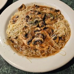 Grumpy's Restaurant - Chicken Marsala. Not good.