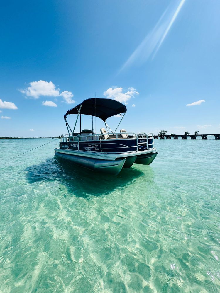 Genesis Boat Rentals Logo