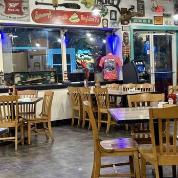 Captain Al's Steak and Seafood - Inside table seating - Seafood Near Me - Gulfport, Mississippi Captain Al's Steak and Seafood - Inside table seating - Seafood Near Me - Gulfport, Mississippi