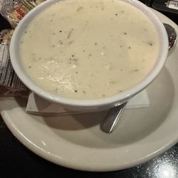 Shade Bar & Grill - Clam chowder