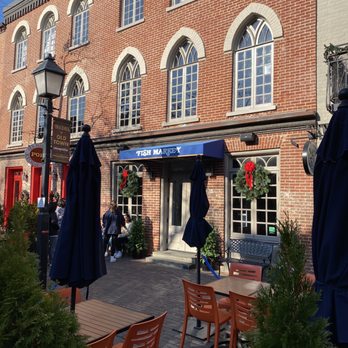 Fish Market Restaurant - Exterior in the middle of Old Town - Seafood Near Me - Alexandria, Virginia Fish Market Restaurant - Exterior in the middle of Old Town - Seafood Near Me - Alexandria, Virginia