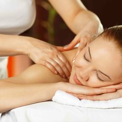 Lucky Oil Spa