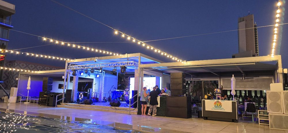 Citrus at the Downtown Grand Pool Deck - wedding in Las Vegas, NV