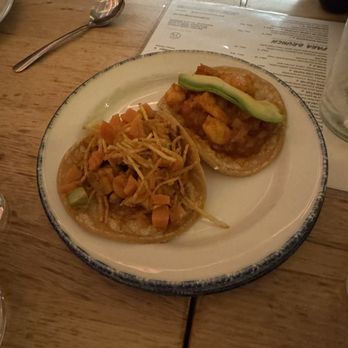 Quiubo - Chicken and shrimp tacos. Didn't get a picture of bien trucha and carnitas tacos because those were eaten too quickly! - Mexican Near Me - Naperville, Illinois