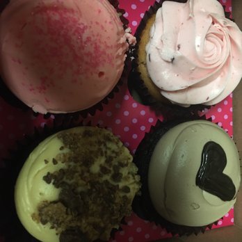 Smallcakes - Strawberry, strawberry and vanilla, chocolate, and peanut butter. - Cupcakes Near Me - Stockbridge, Georgia
