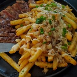 River - Steak and frites