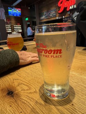 The Taproom at Pike Place by null