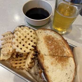 Nanny’s Bbq - Tri tip dip and pale ale - Barbeque Near Me - Seattle, Washington