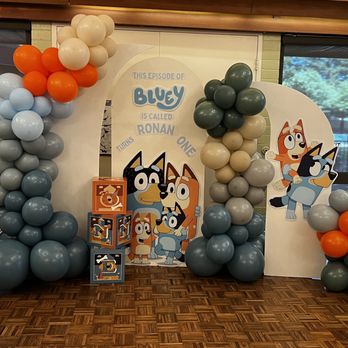 La Fiesta Balloons - Bluey - Balloon Services Near Me La Fiesta Balloons - Bluey - Balloon Services Near Me