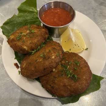 Martini's - Crab cakes - Seafood Near Me - Fredericksburg, Texas