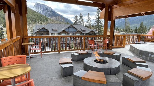 Moose Hotel & Suites by null
