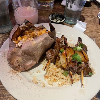Logan's Roadhouse - Maui style steak tips with a sweet potato - Steakhouses Near Me - Marion, Illinois