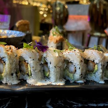 INTIMO - Que Tal Concha sushi roll - Peruvian Near Me - Miami Beach, Florida