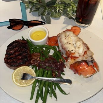 J Gilbert's - Surf & Turf - Steakhouses Near Me - McLean, Virginia J Gilbert's - Surf & Turf - Steakhouses Near Me - McLean, Virginia