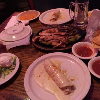 Ojeda's - Chicken enchilada & the fajita combination for 2 - Mexican Near Me - Dallas, Texas Ojeda's - Chicken enchilada & the fajita combination for 2 - Mexican Near Me - Dallas, Texas