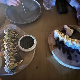Alaskan roll and dragon roll