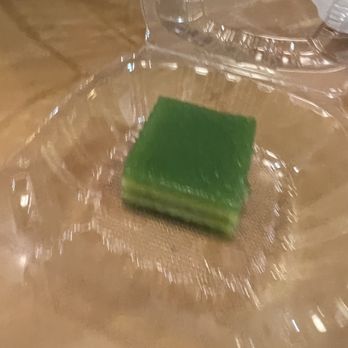 Bake & Che - BDL (Pandan Layers) - Desserts Near Me - Westminster, California Bake & Che - BDL (Pandan Layers) - Desserts Near Me - Westminster, California