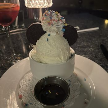 Blue Bayou Restaurant - Cajun/Creole Near Me - Anaheim, California Blue Bayou Restaurant - Cajun/Creole Near Me - Anaheim, California