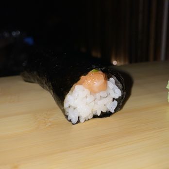 Temakase Hand Roll Bar - 2nd Ave - Salmon Roll - Sushi Bars Near Me - New York, New York