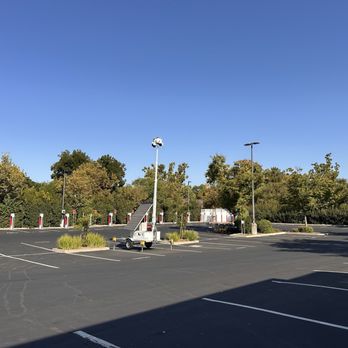 Tesla Supercharger - Davis - EV Charging Stations Near Me - Davis, California