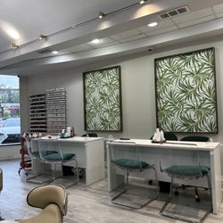 Elan Organic Nail Boutique