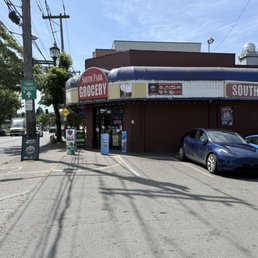 Exterior photo of Bajón en Seattle - Seattle, Washington Exterior photo of Bajón en Seattle - Seattle, Washington