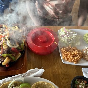 Evaga Lounge - Fajita Mix Plate - Lounges Near Me - Oceanside, California Evaga Lounge - Fajita Mix Plate - Lounges Near Me - Oceanside, California